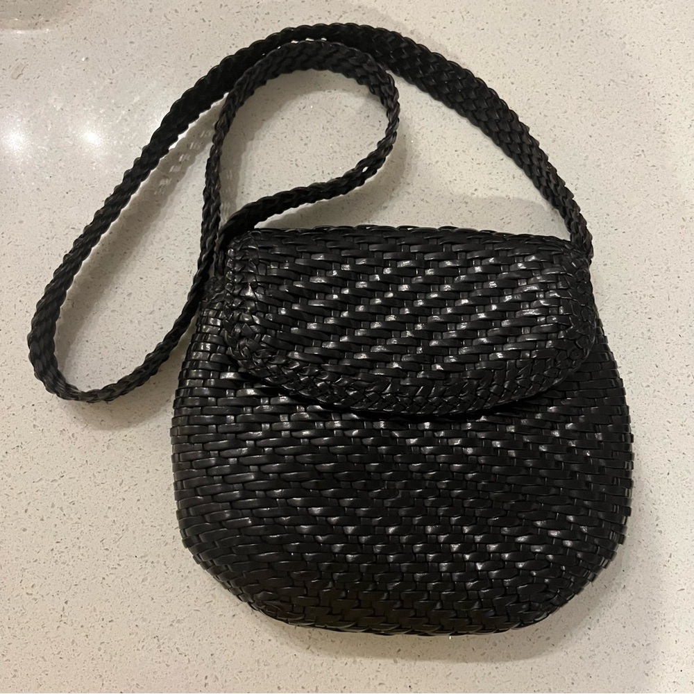 vintage DE VECCHI Hamilton Hodge Black leather woven shoulder bag purse handbag​